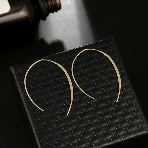 Gold Upside Down ‘U’ Ear Wire Earrings - Picture 4 of 5